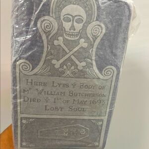 Loungefly Hocus Pocus wallet